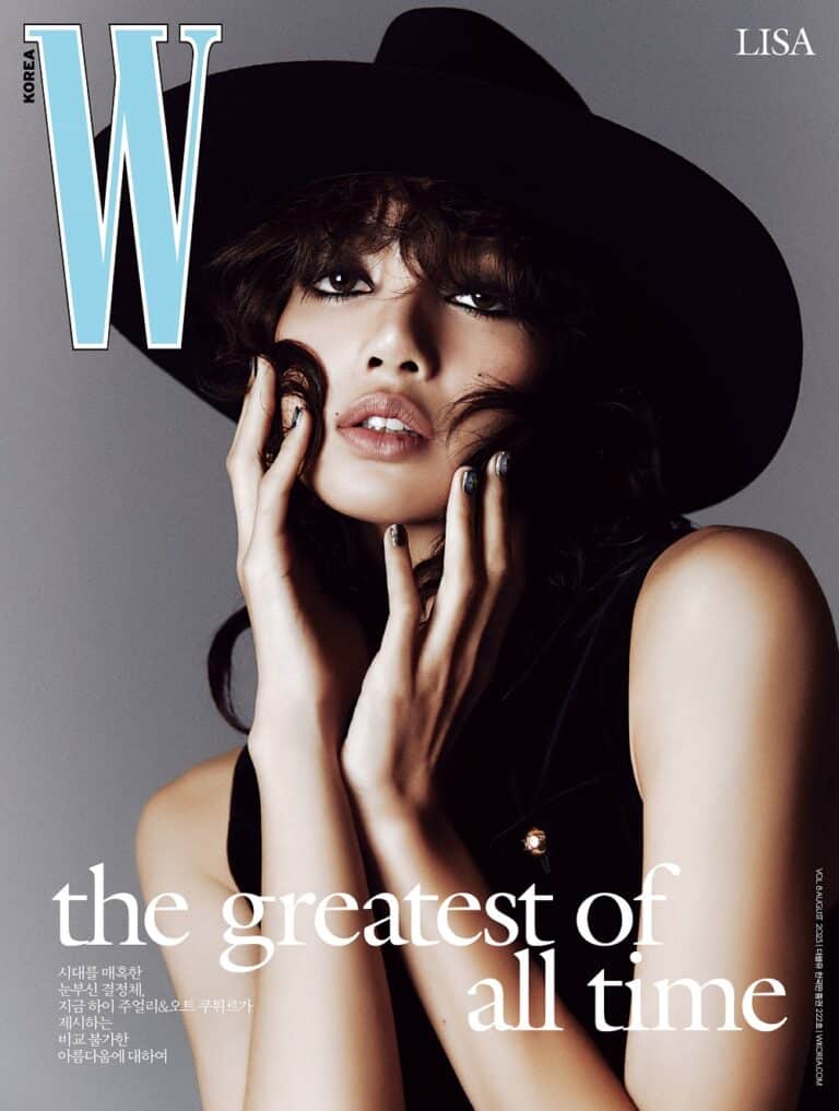 W Vol.8 x BLACKPINK LISA