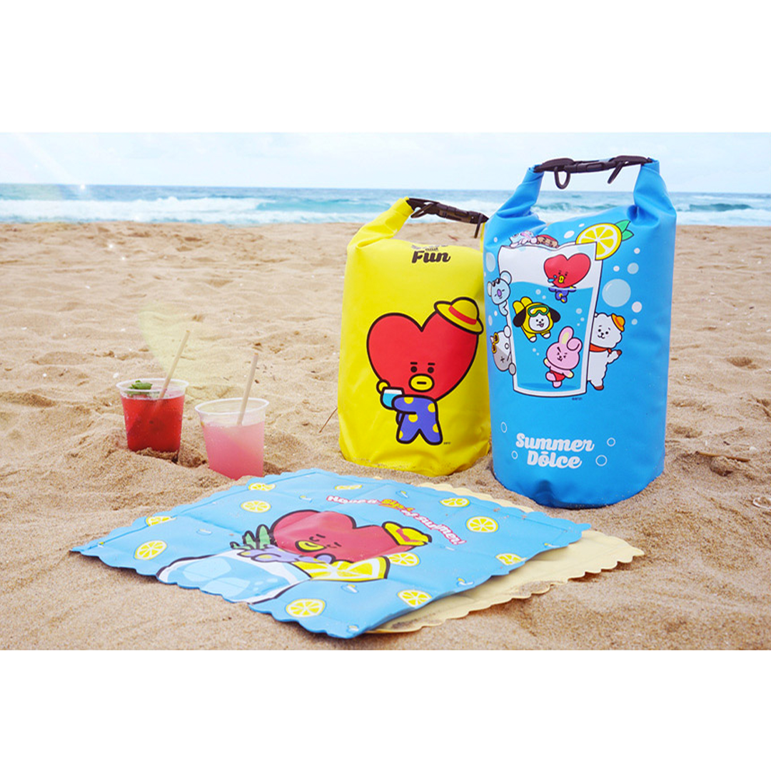 BT21 BEACH DRY BAG